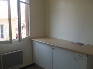 Location APPARTEMENT T2 - MARSEILLE 13007 - QUARTIER SAMATAN - CUISINE SÉPARÉE 