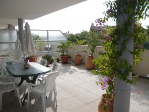 Location APPARTEMENT T2 - TOULON 83000 - RÉSIDENCE LES HAUT DU FARON - GRANDE TERRASSE SUD, CAVE