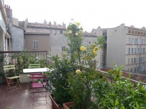 Location APPARTEMENT T1 - MARSEILLE 13006  - COURS PIERRE PUGET - MEUBLÉ, TERRASSE, CUISINE EQUIPÉE, ASCENSEUR
