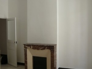 Location APPARTEMENT T3 - MARSEILLE 13004 - RUE DU DOCTEUR AQUAVIVA - CAVE