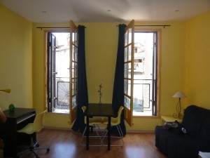 Location APPARTEMENT T1 - MARSEILLE 13006  - QUARTIER CONSERVATOIRE-COURS JULIEN - MEUBLÉ, ÉQUIPÉE,MEZZANINE, BIEN SITUÉ