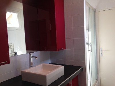 Location APPARTEMENT T2 -13007 - Quartier St Victor - Meublé, cuisine équipée, petit balcon ...