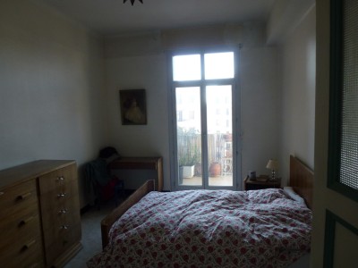 Location APPARTEMENT T3 - 13004 - Avenue Foch - Traversant, lumineux, balcons, ascenseur ...