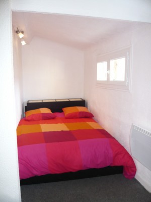 Location APPARTEMENT T1 - MARSEILLE 13006  - ROME / PREFECTURE - MEUBLÉ