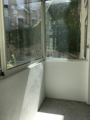 Location APPARTEMENT T4 - MARSEILLE 13007 - SAINT VICTOR 7E - BON ETAT