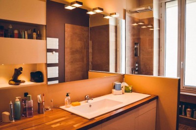 Location APPARTEMENT MEUBLÉ T3 -13007 - Rue d' Endoume / Saint Victor Meublé, traversant, climatisation 