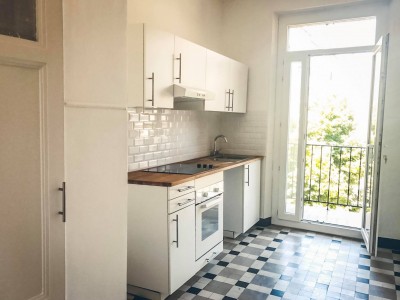 Location APPARTEMENT T2 - 13004 - Place Sébastopol / Avenue Fosh - Rénové, double vitrage, ascenseur ....