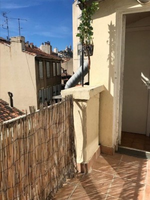 Location APPARTEMENT T2 - MARSEILLE 13006  - PROXIMITÉ CASTELLANE - MEUBLÉ, TERRASSE, CLIMATISATION
