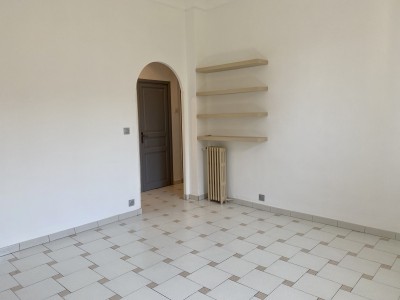 Location APPARTEMENT T3 Marseille 4ème , proximité Palais Longchamp , Boulevard Camille Flammarion, ascenseur, cuisine équipée, cave ...