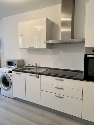 Location APPARTEMENT T2 - Marseille 13006 - Rue Tilsit - Meublé, cuisine entièrement équipée ...