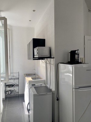 Location APPARTEMENT MEUBLÉ T1 - 13006 - Rue Auguste Blanqui - Meublé, cuisine équipée ...