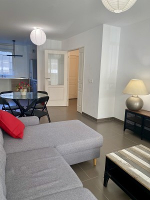 Location APPARTEMENT T3 13007 - MARSEILLE 07 , Quartier Saint Victor , Meublé, cuisine équipée,  