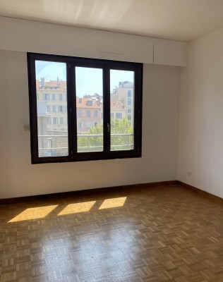 Location APPARTEMENT T3 13007 - MARSEILLE 07 , Quartier Saint Victor