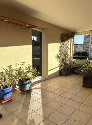 Location APPARTEMENT T4 Marseille 7ème CATALANS / PHARO , Meublé, cuisine équipée, terrasse, garage ...