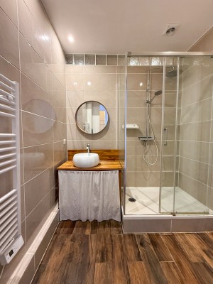 Location APPARTEMENT T 3/4  13006   LIEUTAUD, BAILLE,  CASTELLANE Climatisation réversible ...