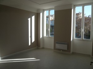 Vente Appartement T3 - MARSEILLE 13007 - QUARTIER ST VICTOR   - CUISINE AMÉNAGÉE, DOUBLE VITRAGE 