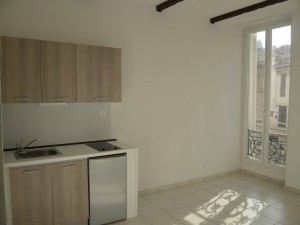 Vente Appartement T0 - MARSEILLE 13007 - QUARTIER ST VICTOR   - RÉNOVÉ, CUISINE ÉQUIPÉE