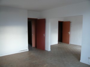 Vente Appartement T3/4 - MARSEILLE 13011 - QUARTIER DE LA POMME - CAVE, CALME