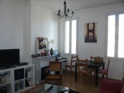 Vente Appartement T3 - 13007 - Quartier St Victor / Roucas - dernier étage,cuisine équipée, calme ...