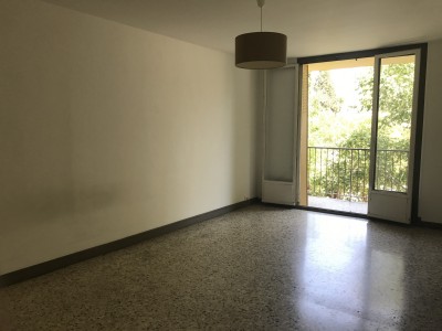 Vente Appartement T3 - 13010 - Saint Tronc - balcon, calme, cave ...