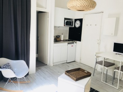 Vente Appartement T1 - Marseille 13006 - Proximité Cours Julien - Meublé, cuisine entièrement équipée ...