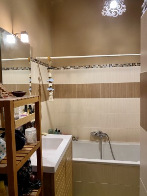 Vente Appartement T3 Marseille 8ème , Quartier du Rouet , Cuisine équipée, balcon, traversant, cave ...