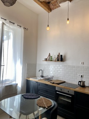Vente Appartement T1 13007 - MARSEILLE 07 , Quartier Saint Victor , Meublé, cuisine équipée,
