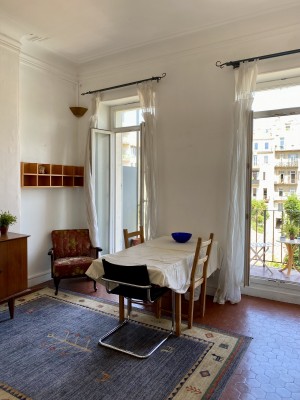 Vente Appartement T2 Marseille 8ème ,Quartier Perier 13008 , A rénover, balcon, cave ...