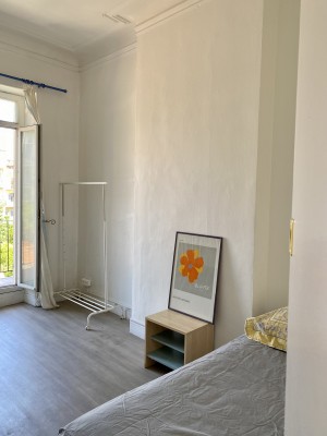 Vente Appartement T2 Marseille 8ème ,Quartier Perier 13008 , A rénover, balcon, cave ...