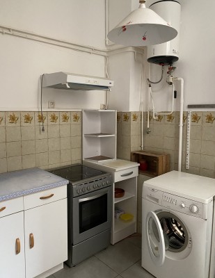 Vente Appartement T2 Marseille 8ème ,Quartier Perier 13008 , A rénover, balcon, cave ...