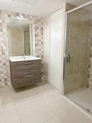 Vente Appartement T3  13006 Marseille , Vauban , neuf , cuisine équipée, climatisation, balcon, box ...